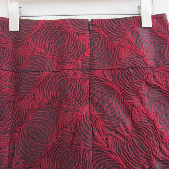 Ann Taylor Textured Floral Skirt 6 Red Black Goth Whimsygoth Vampire Romantic - Picture 6 of 10